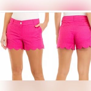 NWOT Women’s Crown & Ivy Hot Pink Scalloped Shorts